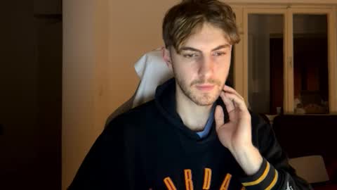 Snapshot of melodicass chatting on 02-13-25, 07:31 Melodicass online show from 02-13-25, 07:31