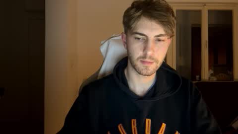 Snapshot of melodicass chatting on 02-14-25, 03:22 Melodicass online show from 02-14-25, 03:22