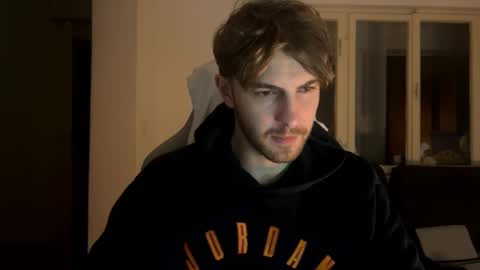 Snapshot of melodicass chatting on 02-19-25, 12:03 Melodicass online show from 02-19-25, 12:03