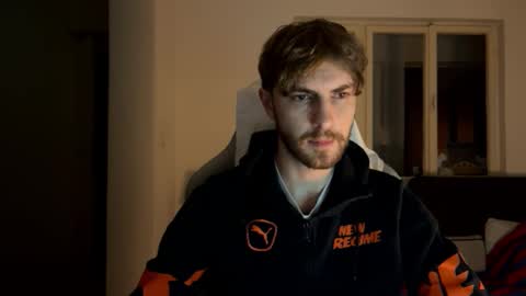 Snapshot of melodicass chatting on 02-27-25, 12:32 Melodicass online show from 02-27-25, 12:32