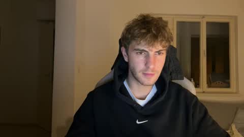 Snapshot of melodicass chatting on 11-08-25, 10:19 Melodicass online show from 11-08-25, 10:19