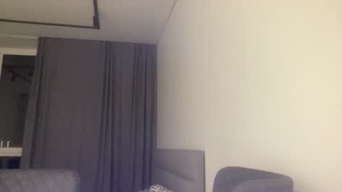 Snapshot of melodie_sweet chatting on 10-15-25, 03:56 Melodie online show from 10-15-25, 03:56