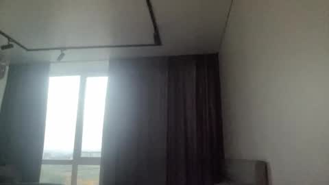 Snapshot of melodie_sweet chatting on 10-19-25, 03:01 Melodie online show from 10-19-25, 03:01