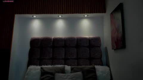 Snapshot of melodiroux_ chatting on 08-03-26, 01:38 Melodi online show from 08-03-26, 01:38