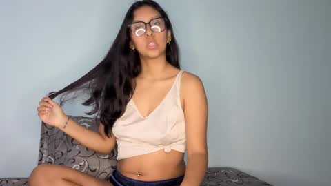 Snapshot of melody24_ chatting on 05-25-26, 02:56 melody24_ online show from 05-25-26, 02:56