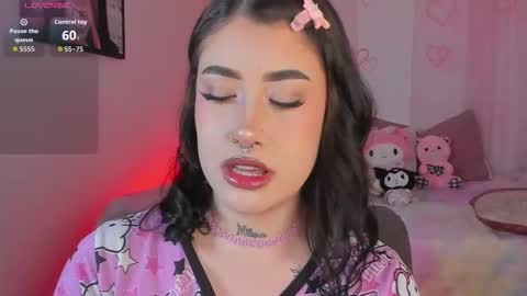 Snapshot of melody_014 chatting on 02-20-26, 10:43 MELODY online show from 02-20-26, 10:43