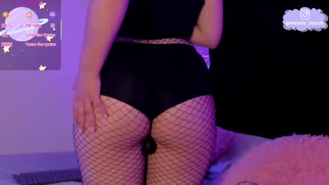 Snapshot of melody_black_ chatting on 11-18-25, 10:25 Melody online show from 11-18-25, 10:25