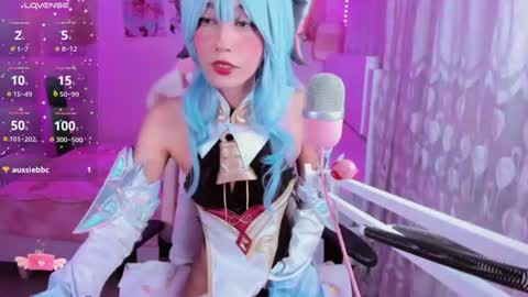 Snapshot of melody_e00 chatting on 07-03-26, 10:49 Elizabeth online show from 07-03-26, 10:49