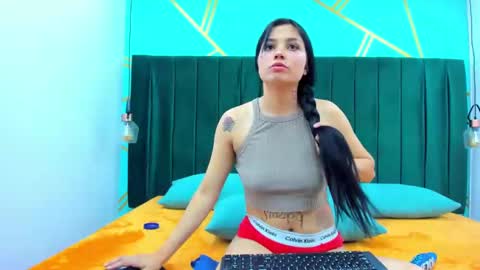 Snapshot of melody_kener chatting on 01-13-25, 09:09 melody_kener online show from 01-13-25, 09:09