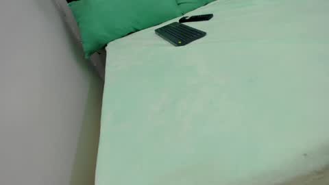 Snapshot of melody_kener chatting on 04-22-26, 02:25 melody_kener online show from 04-22-26, 02:25