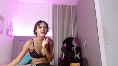 melody_mercy online show from 01-23-25, 06:14