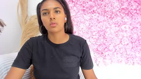 Melody online show from 02-15-26, 09:22