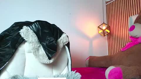 Melody online show from 10-10-25, 12:48
