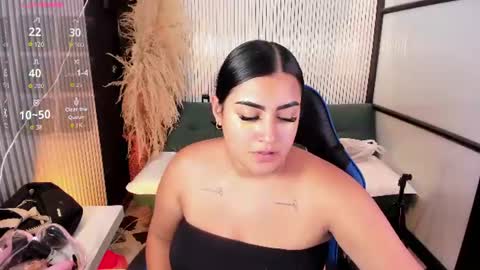 Snapshot of melodysnow chatting on 06-19-26, 08:45 melodysnow online show from 06-19-26, 08:45