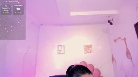 Snapshot of melodysnow chatting on 07-15-26, 08:36 melodysnow online show from 07-15-26, 08:36