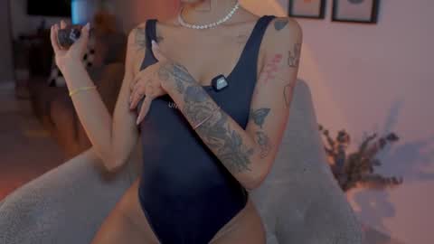 Snapshot of melytaylor_ chatting on 06-24-26, 10:31 Melissa online show from 06-24-26, 10:31