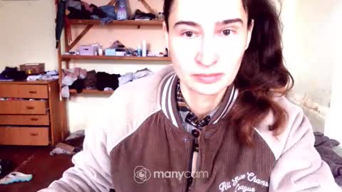 Yummygirl online show from 12-15-25, 06:28