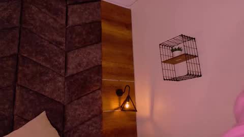  Memphis Williams  online show from 10-14-25, 02:45