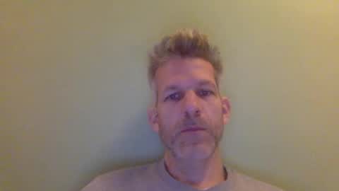 Snapshot of men2024again chatting on 04-20-26, 09:12 Andres online show from 04-20-26, 09:12