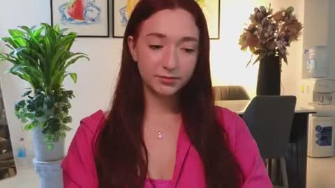 Mencialo online show from 07-23-26, 01:52