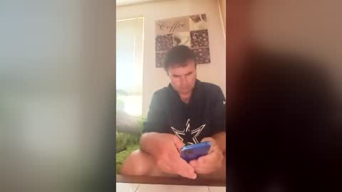 menlav72 online show from 07-12-26, 04:47