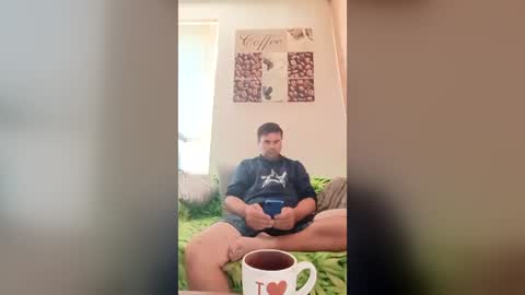 menlav72 online show from 07-19-26, 04:22