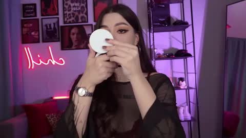 Amy Meow online show from 10-15-25, 05:13