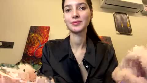 Snapshot of meralynn chatting on 11-29-25, 08:06 LEVA online show from 11-29-25, 08:06