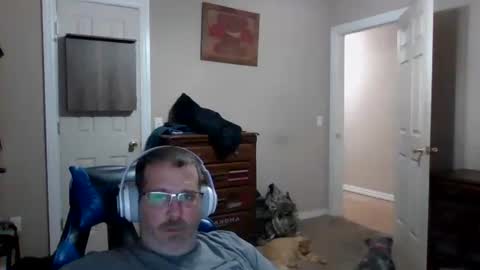 Snapshot of mercer1977 chatting on 10-31-25, 06:25 mercer1977 online show from 10-31-25, 06:25