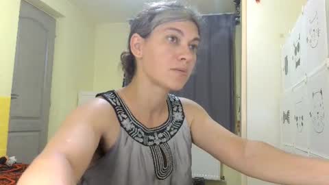 Snapshot of merciylove chatting on 07-08-26, 05:50 Miss Helena online show from 07-08-26, 05:50