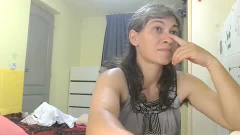 Snapshot of merciylove chatting on 07-09-26, 04:33 Miss Helena online show from 07-09-26, 04:33