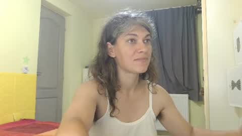 Snapshot of merciylove chatting on 07-22-26, 06:00 Miss Helena online show from 07-22-26, 06:00