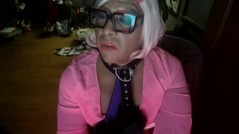 Tsukiko online show from 01-02-25, 10:26