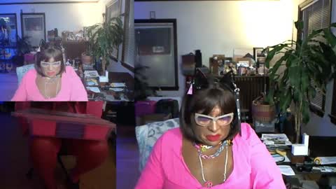 Tsukiko online show from 01-13-25, 06:49