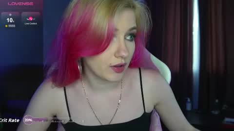Snapshot of mercy_noirveil chatting on 07-04-26, 04:13 Mercy online show from 07-04-26, 04:13