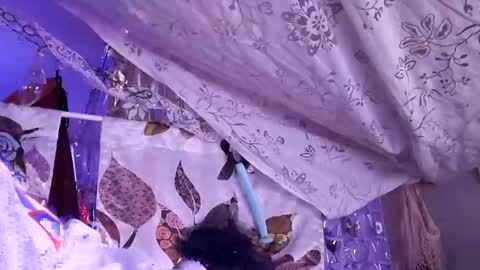 Snapshot of merelyalover chatting on 02-25-25, 01:17 gurlnips online show from 02-25-25, 01:17