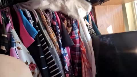 gurlnips online show from 11-19-25, 08:42