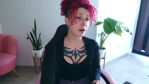 Snapshot of merida__freckles chatting on 06-20-26, 06:11 Miss Freckles online show from 06-20-26, 06:11