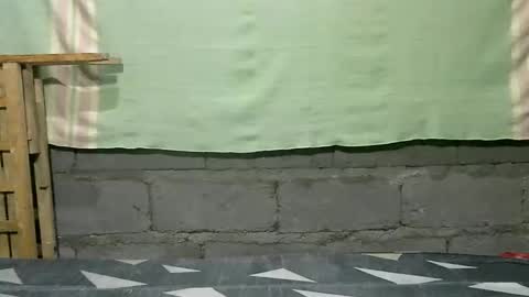 Snapshot of merietiny chatting on 12-13-24, 07:36 merietiny online show from 12-13-24, 07:36