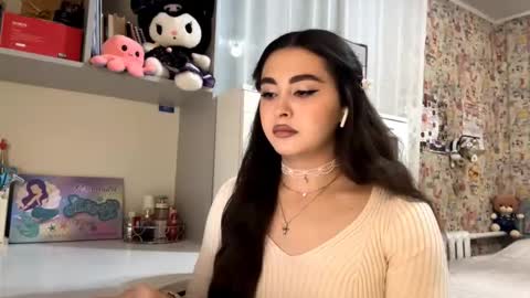 Enni online show from 11-12-25, 04:18