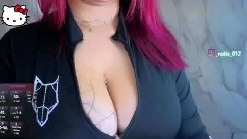 Snapshot of merloth_sub chatting on 06-18-26, 09:14 Merloth online show from 06-18-26, 09:14