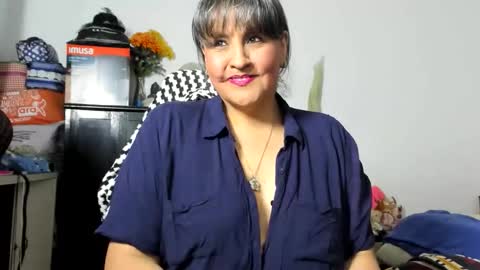 Snapshot of merlyna_goldens chatting on 05-08-26, 07:03 My next birthday is December 11th. online show from 05-08-26, 07:03