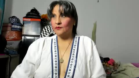 Snapshot of merlyna_goldens chatting on 05-09-26, 06:29 My next birthday is December 11th. online show from 05-09-26, 06:29