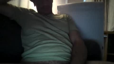 meroll3 online show from 10-22-25, 07:41