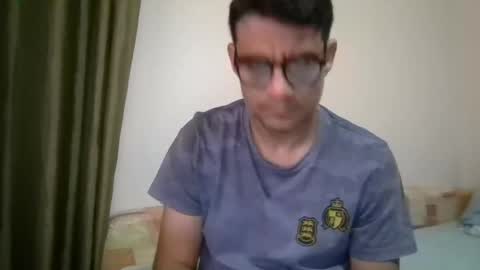 Nerd Latino online show from 10-30-25, 02:24