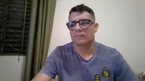 Nerd Latino online show from 10-31-25, 01:45