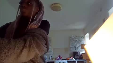 Alexismerton online show from 03-24-26, 11:37