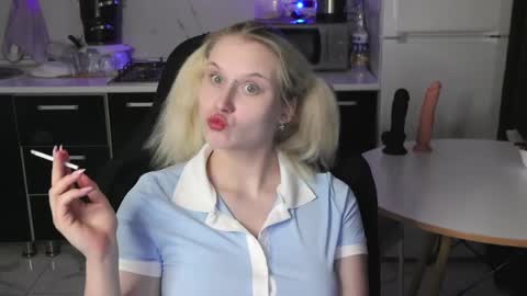 Snapshot of mertyxxx chatting on 04-26-26, 09:23 Merty online show from 04-26-26, 09:23