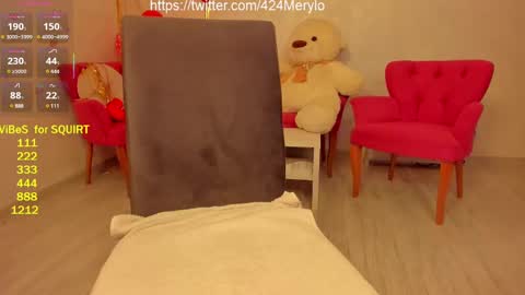 Snapshot of mery_lo chatting on 02-17-25, 12:32 Mery lo online show from 02-17-25, 12:32