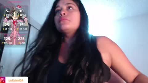 Snapshot of merylintiwg01 chatting on 05-11-26, 10:40 M online show from 05-11-26, 10:40